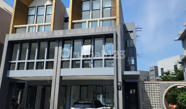 5 V Js Dijual Ruko 3 Lantai 2 Muka, di BSD City