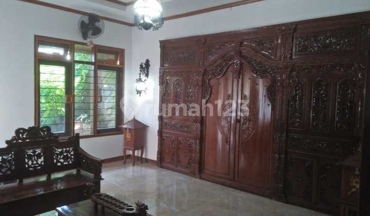 Rumah tengah kota Semarang murah siap pakai dekat Kariadi dekat bandara disewakan di Puspowarno Semarang barat