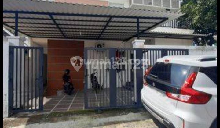 Rumah tengah kota Semarang siap huni dijual di Nangka Lamper Peterongan Semarang tengah