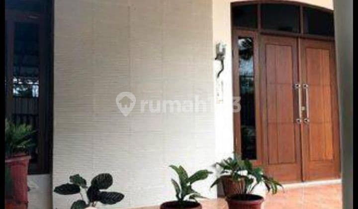 Rumah tengah kota Semarang dekat majapahit dekat Fatmawati dekat kampus Unimus dekat RS Primaya siap huni di sinar waluyo semarang selatan