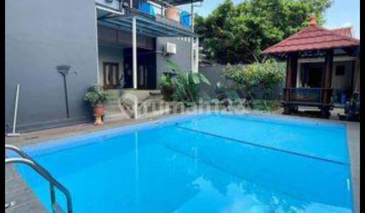 Rumah mewah luas tengah kota Semarang siap pakai dekat tol Jatingaleh dekat kampus Unika dekat sekolah internasional disewakan di Karangrejo Gajahmungkur Semarang atas