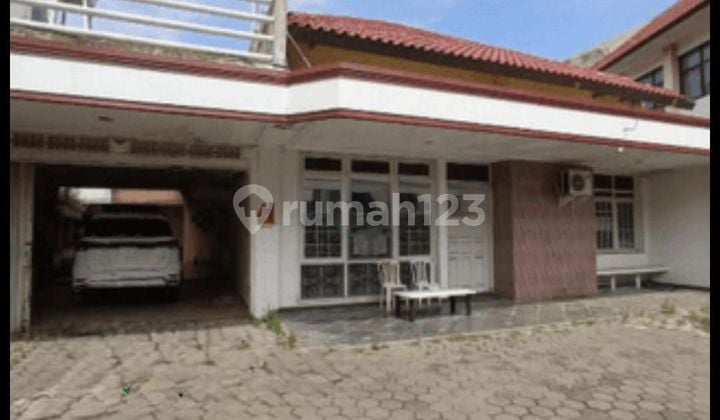 Rumah tengah kota siap huni di Taman Beringin Semarang tengah