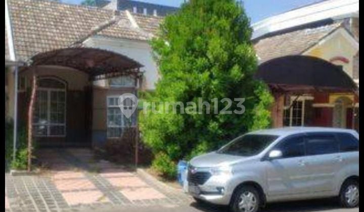 Rumah furnished tengah kota siap pakai disewakan di graha padma semarang barat