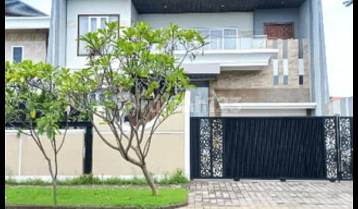 Rumah Bagus Mewah Tengah Kota Semarang Siap Pakai Dekat Sekolah Karangturi Dekat Pintu Tol Dekat Rs Columbia di Graha Padma Boulevard Utara Semarang Barat