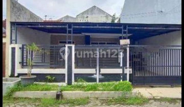 Rumah tengah kota Semarang bagus siap huni dekat bandara dijual di Semarang indah Semarang barat