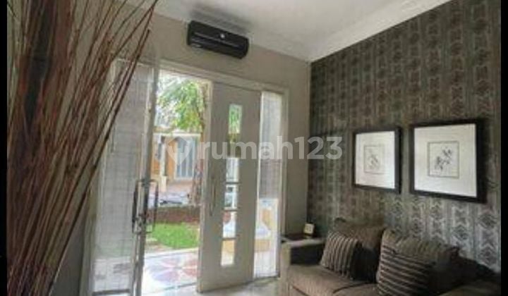 Rumah modern minimalis tengah kota Semarang siap pakai dekat bandara dekat pelabuhan dekat tol disewakan di Royal Family Residence Marina Semarang barat