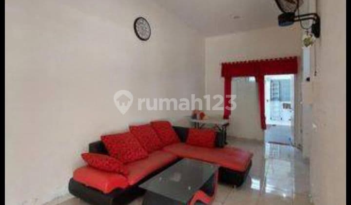 Minimalist house in downtown Semarang, ready to occupy, near the airport, near the toll road, near Karangturi School, for rent at Graha Padma Krapyak, West Semarang.
