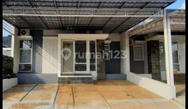 A nice, minimalist, affordable, ready-to-live house for sale in the city center of Forest Hill BSB Citraland, Ngaliyan, West Semarang.