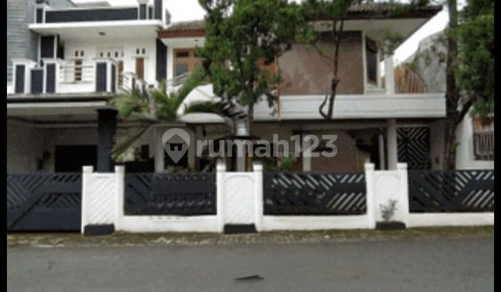 rumah besar luas mewah tengah kota Semarang kawasan elit siap huni di karangbendo karangrejo gajah mungkur semarang atas
