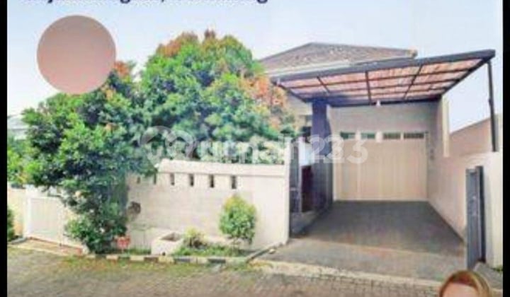 Rumah bagus modern minimalis tengah kota Semarang siap huni dekat tol dekat akpol dijual di Telaga bodas Karangrejo Gajahmungkur Semarang selatan