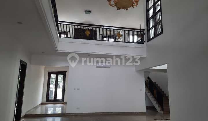 Disewakan Rumah Bagus Lebak Bulus Jakarta Selatan