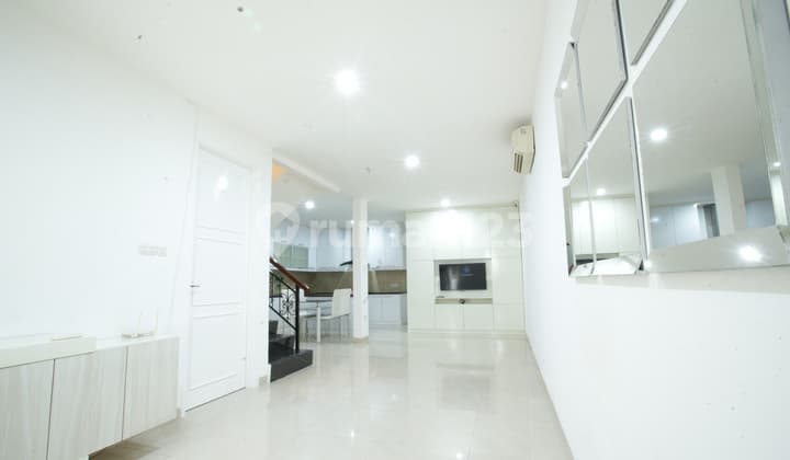 Rumah Bagus Rapi Siap Huni