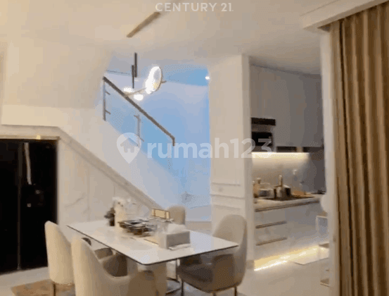 Rumah 2 Lantai di Dalam Cluster Kota Wisata Cibubur