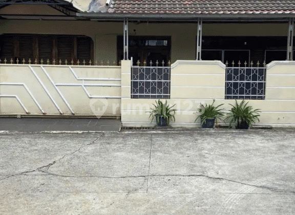Di Jual Cepat Rumah di Jalan Kasuari Galaxy Bekasi