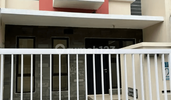 Dijual Rumah Nyaman di Jln Harapan Mulya Raya - Harapan Indah Bekasi