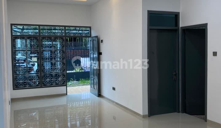 Rumah Baru Renovasi Sulfat Blimbing Malang