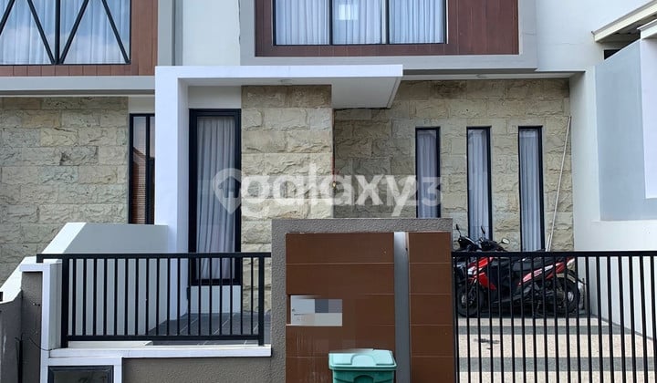 Rumah 2 Lantai Austinville Austineville Villa Puncak Tidar Malang