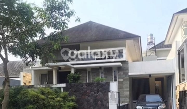 Rumah 1 Lantai Raya Araya Golf Malang Kolam Renang Pribadi