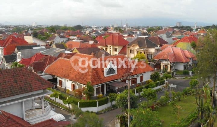 Rumah Hook Mewah Taman Sulfat Blimbing Malang