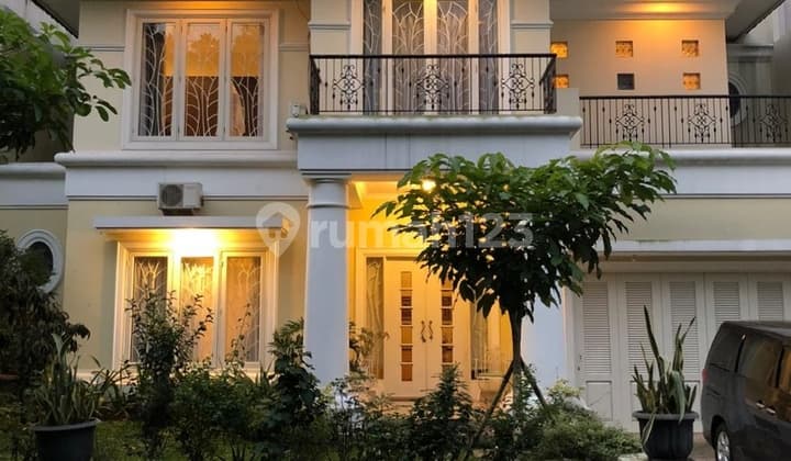 Rumah Mewah Riverside Malang