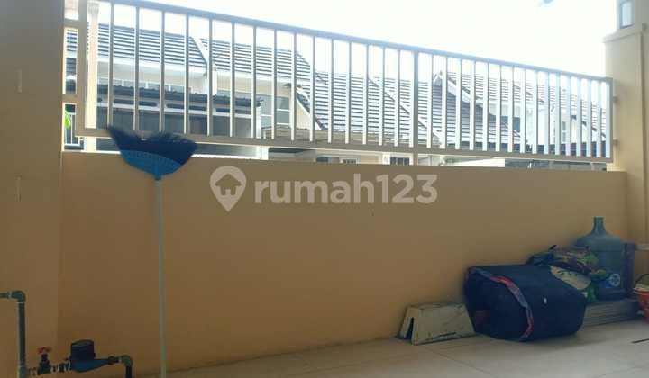 Rumah Golden Berry Gresik