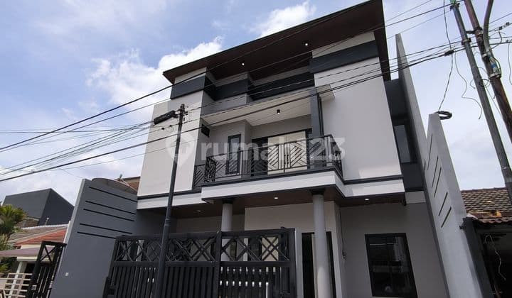 Rumah SHM Rungkut, Surabaya Unfurnished