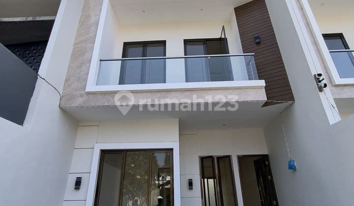 Rumah Rungkut, Surabaya Unfurnished SHM Bagus