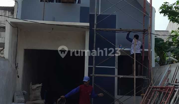 Rumah SHM Kebraon Manis Utara