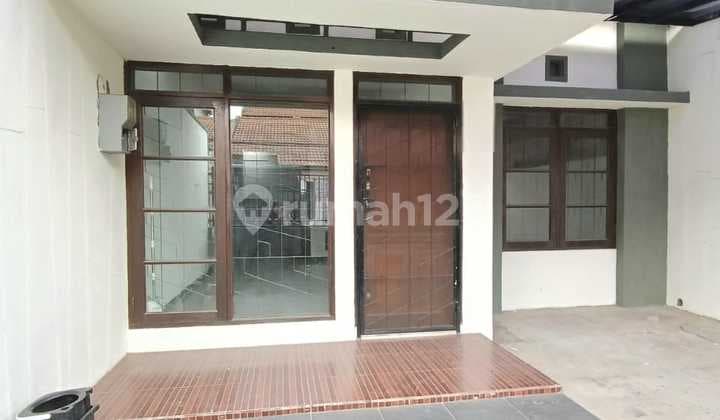 T K I 2 Rumah Modern Dijual di Taman Kopo Indah 2 Bandung