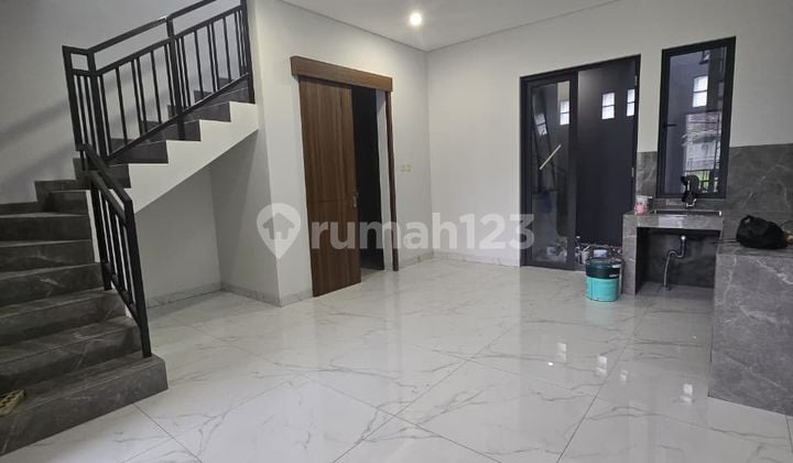 New Mekarwangi For Sale: New Minimalist Modern 2-Story House in Mekar Wangi, Bandung