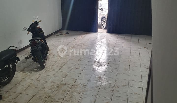 T H I Dijual Ruko Strategis di Taman Holis Indah Dekat Bpk Penabur di Holis Banfung