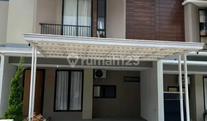 House for Sale, Very Good, Pool Facility