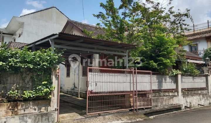Rumah Strategis di Perumahan Permata Pamulang, Pamulang, Tangerang Selatan Banten