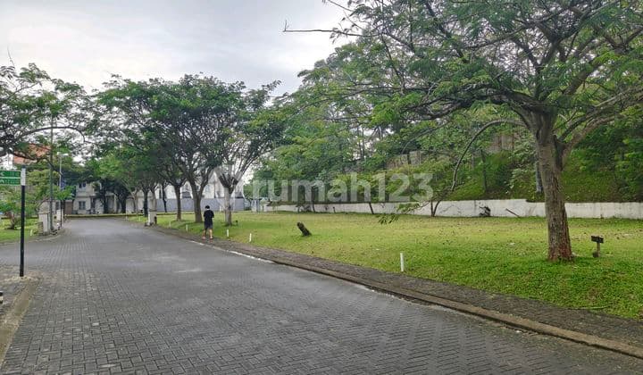 Azura Plot Vanya Park BSD Assana Anila Strategic