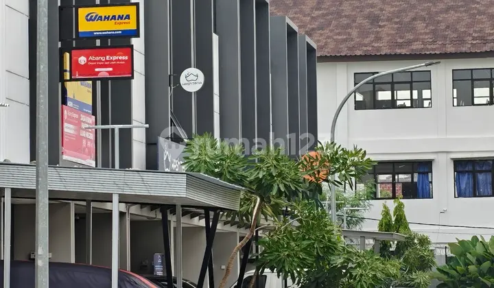 Latino Business District in BSD Office & Residential Area