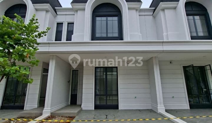 Rent 2-Storey House with 3 Bedrooms in Citra Garden Bintaro Cluster, Nice, Near Toll Access and KRL
