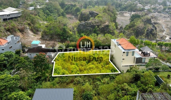 Amazing Unblocked Ocean View! Land on Karang Mas Jimbaran Street