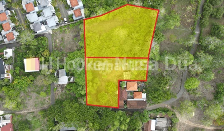 Tanah di Ungasan Cocok untuk Kompleks Vila Dekat Pantai Melasti