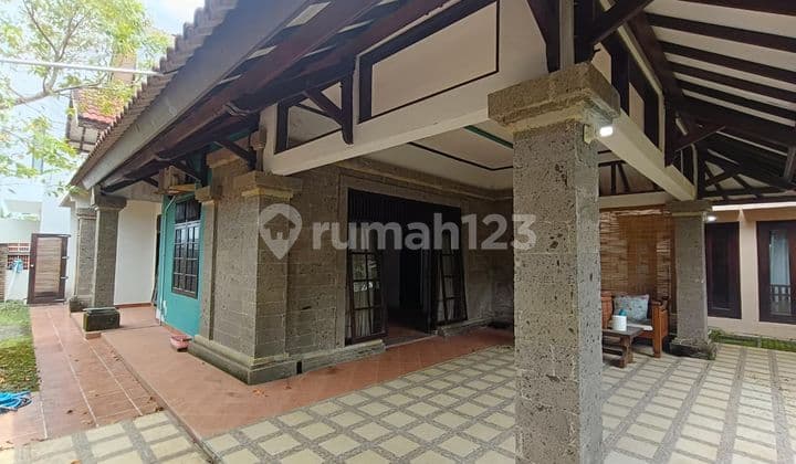 Spacious 3Br Single-Storey Home With Garden In Taman Mumbul
