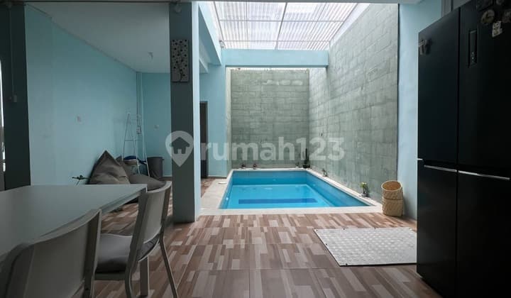Townhouse dengan Kolam Renang di Bali Cliff, Ungasan, One Gated