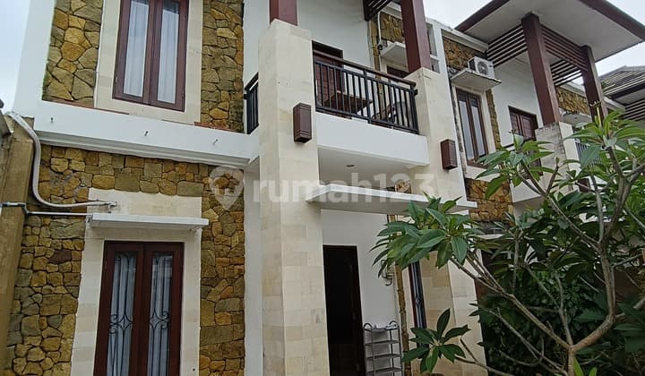 Modern Ready-to-Live House in Jimbaran, One Gated, with Club House