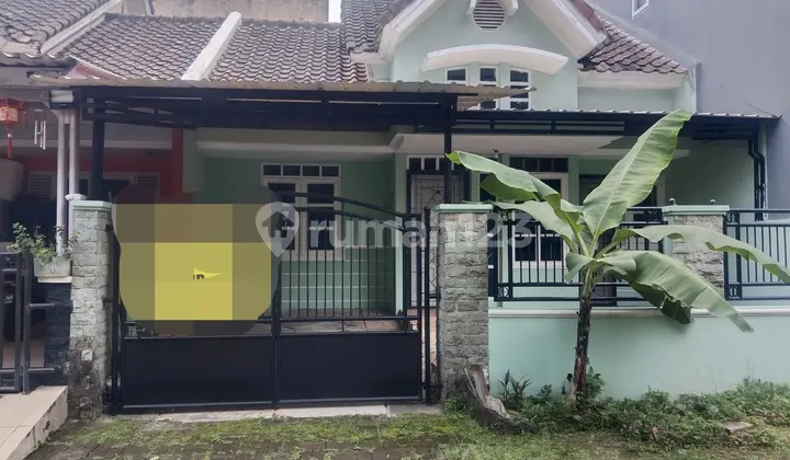 Rent Ready-to-Occupy House in a Beautiful and Cool Cluster, Close to Mie Gacoan