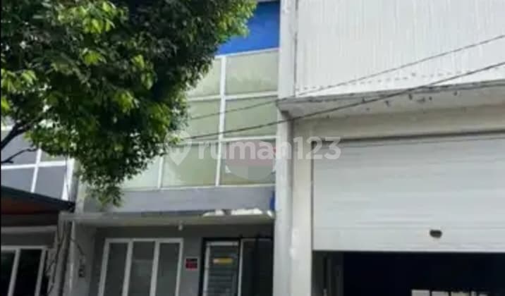 Gudang Dekat Kantor Puspem Tigaraksa Kabupaten Tangerang, Bebas Banjir