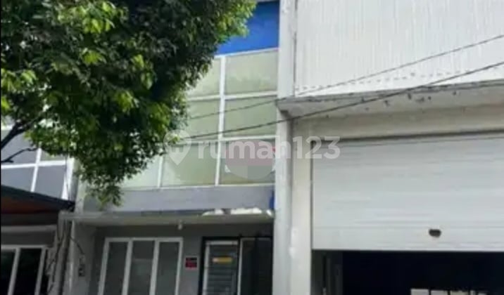 Warehouse Near Puspem Tigaraksa Office, Tangerang Regency, Flood-Free