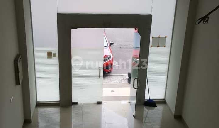 For Rent: Ruko Emerald Summarecon Bekasi