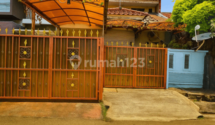 Rumah Apik Siap Huni 2.5 Lantai di Harapan Indah didalam Cluster