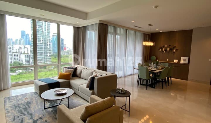 Apartemen Mewah 3 Kamar, Private Lift, Murah Verde Two