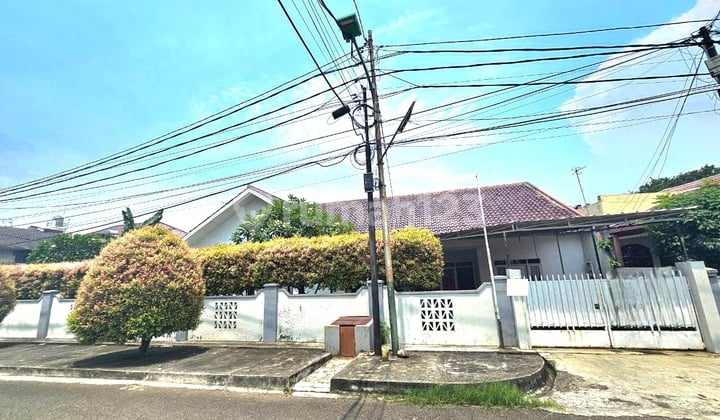 Rumah Luas Jalan Lebar di Jalan Tanah Mas, Kayu Putih Jakarta Pusat