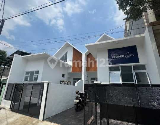 Rumah Baru Siap Huni di Harapan Indah Bekasi