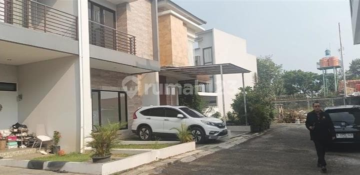 Rumah Baru Siap Huni di Cikutra Bandung Dekat Area Kampus dan Gedung Sate